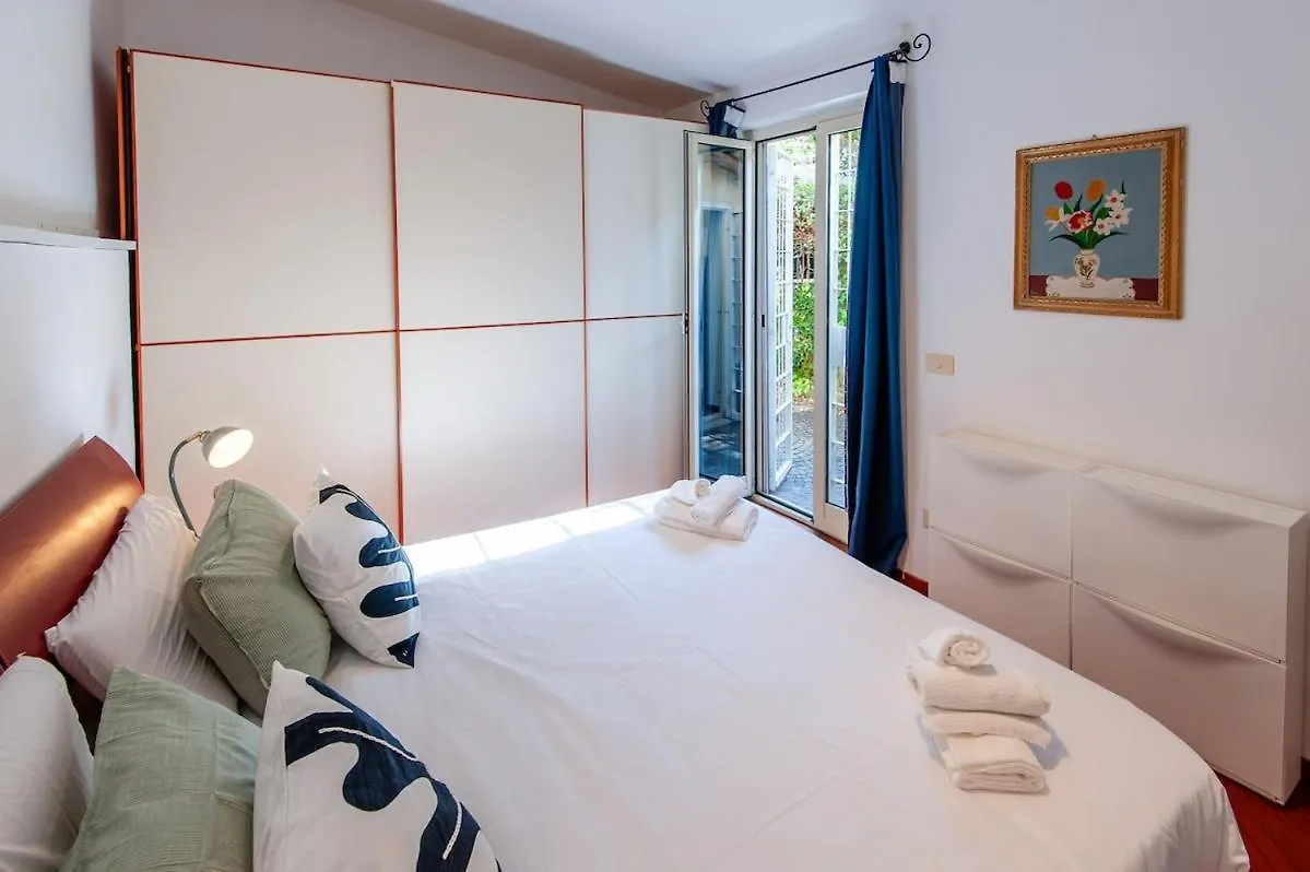 הוילה רומא Ponte Milvio, Loft With Patio איטליה
